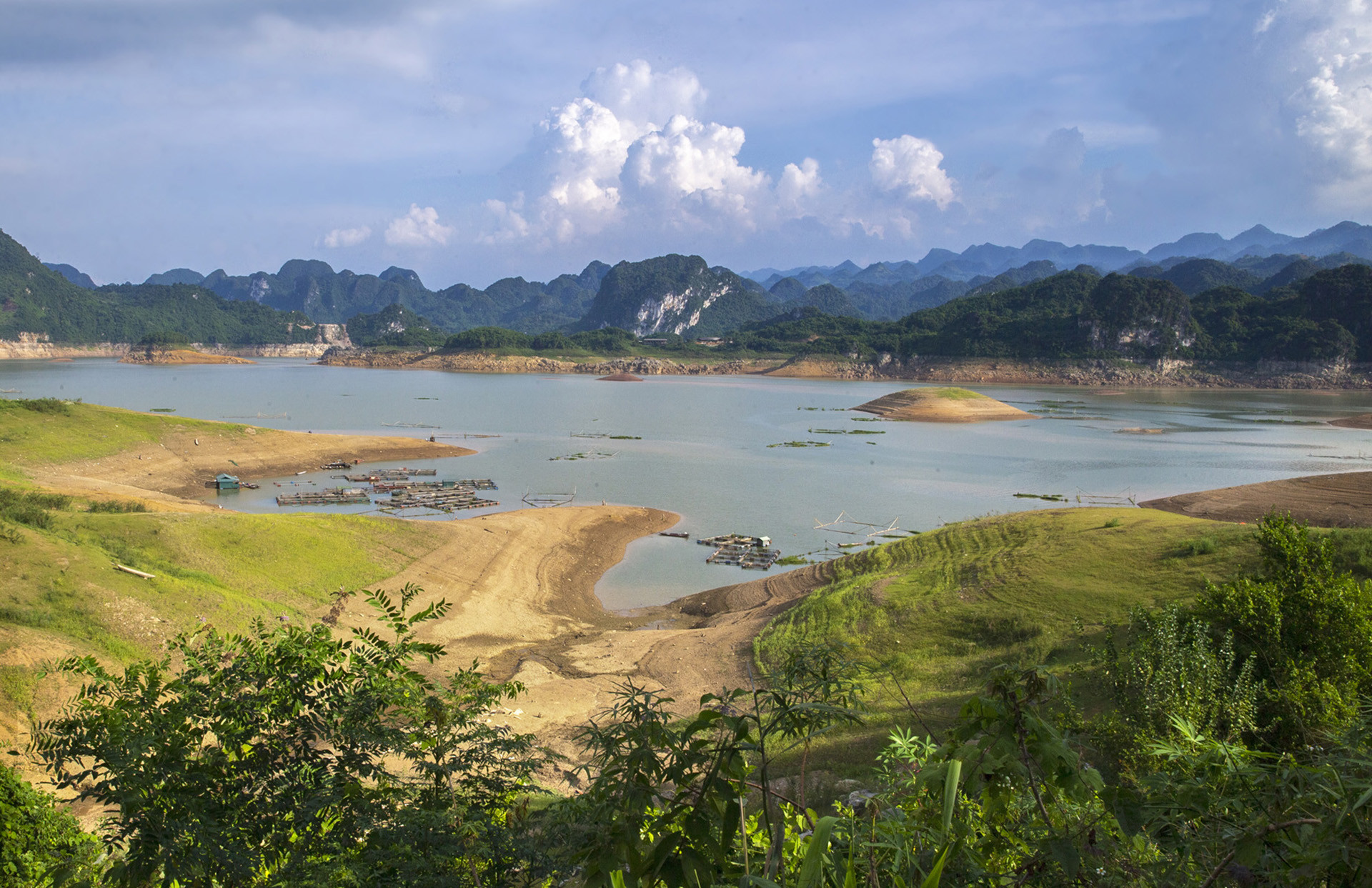 Hoa Binh Da Bac .jpg