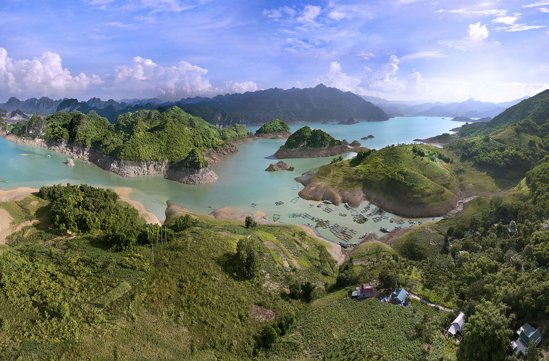 Hoa Binh Da Bac .jpg