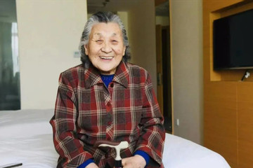 Cụ bà 90 tuổi chi 17 triệu đồng mỗi tháng ở khách sạn, lý do nhiều người bất ngờ