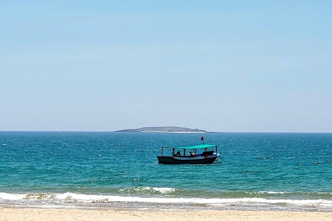 Đẩy mạnh phát triển kinh tế biển xanh