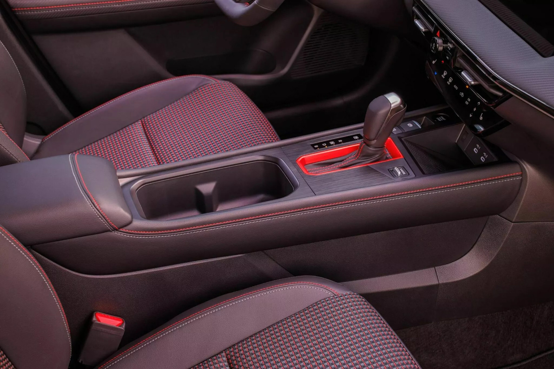 nissan kicks 2025 8.jpg