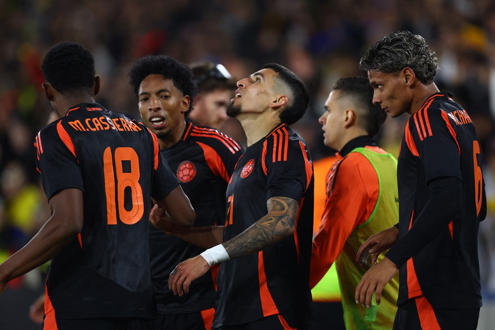 tay ban nha vs colombia 8.jpg