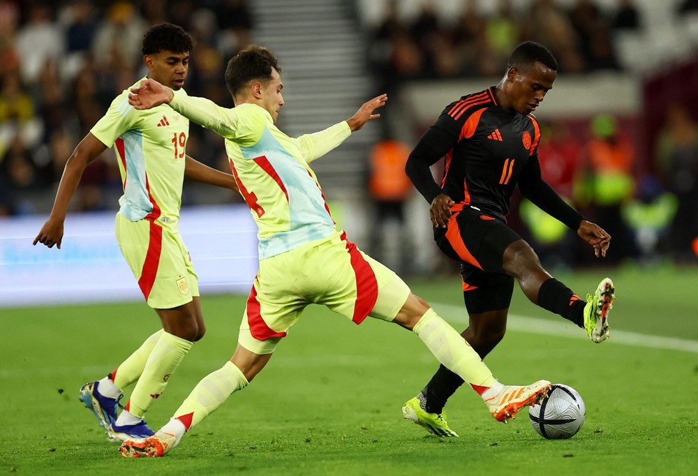 tay ban nha vs colombia 9.jpg