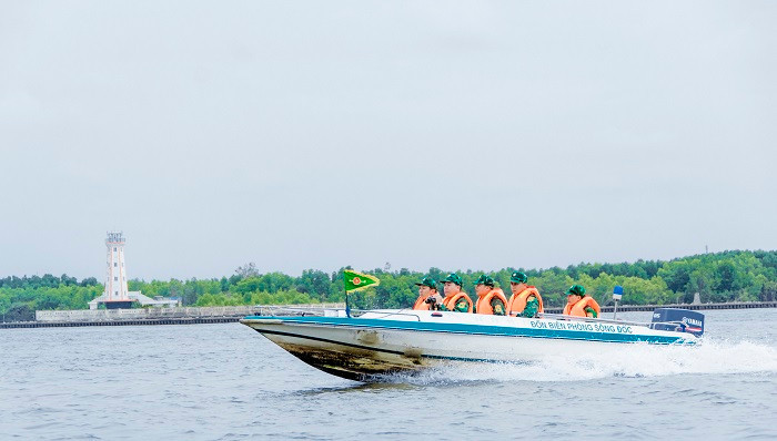 anh bai bo doi bien phong ca mau.jpg