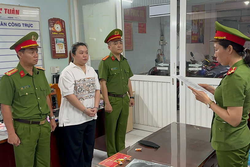 Bắt đối tượng lừa làm thủ tục du học Mỹ, chiếm đoạt hơn 8 tỷ đồng