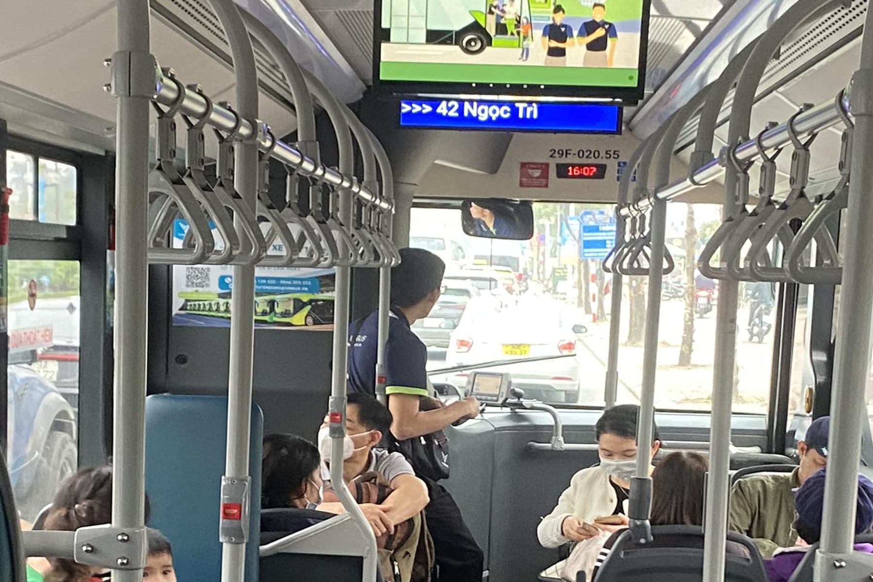 Đồng Nai muốn phát triển bus điện nhằm 