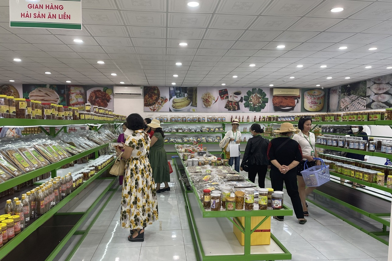 Hà Nội phấn đấu 100% các siêu thị không sử dụng túi nilon