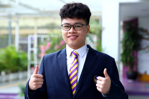 Hanoi 11th grader wins place at 'virtual' securities investor contest in US