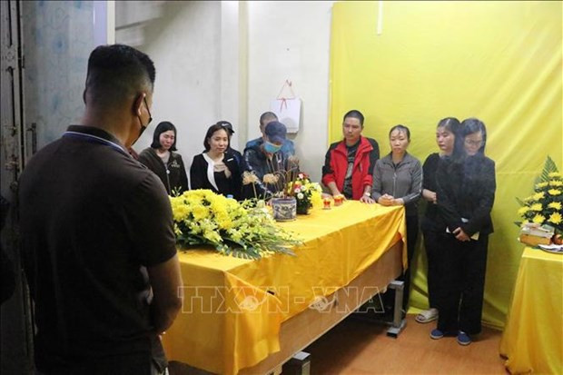 Body of Vietnamese sailor killed in Red Sea attack repatriated hinh anh 1