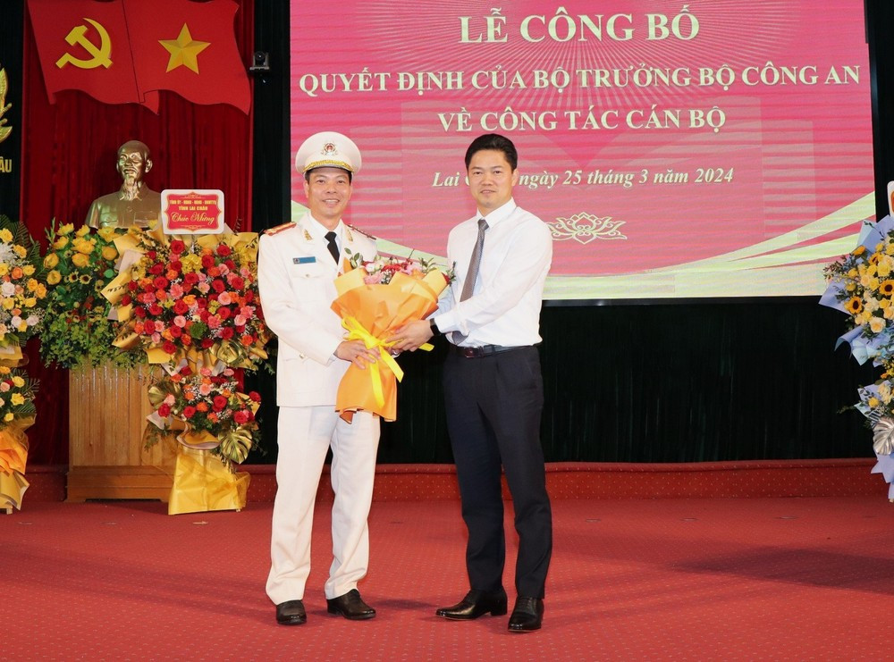 cong an lai chau.jpg