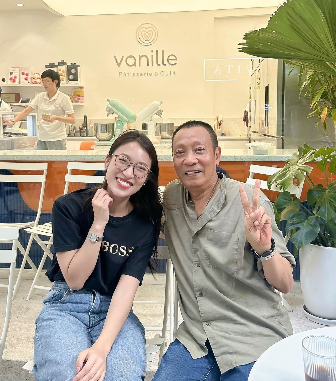 MC Khánh Vy: 25 tuổi tự tậu nhà, mua đất, xe hơi, nói gì về chuyện kết hôn? - 6