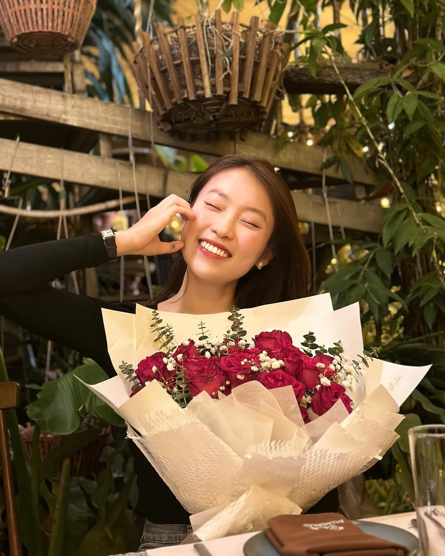 MC Khánh Vy: 25 tuổi tự tậu nhà, mua đất, xe hơi, nói gì về chuyện kết hôn? - 15
