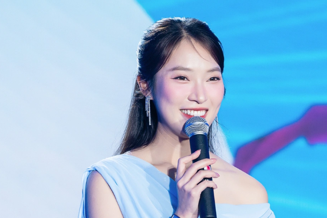 MC Khánh Vy: 25 tuổi tự tậu nhà, mua đất, xe hơi, nói gì về chuyện kết hôn?