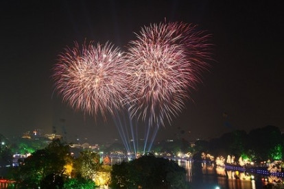 Fireworks to sparkle on Hanoi’s 70th Liberation Day