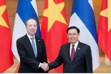 Vietnam and Finland vow to deepen mutual ties for practical benefits