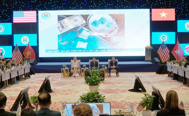 Vietnam, US coordinate in drug fight hinh anh 1