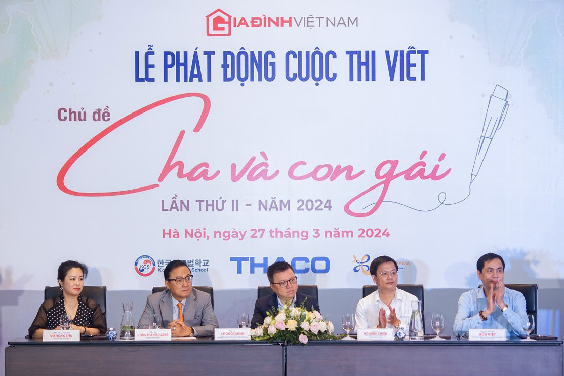 'Cha và con gái' - cuộc thi viết chạm vào miền cảm xúc thiêng liêng