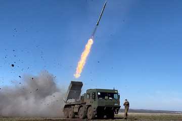 Nga bắn hạ loạt tên lửa phương Tây được Ukraine phóng tập kích vùng biên