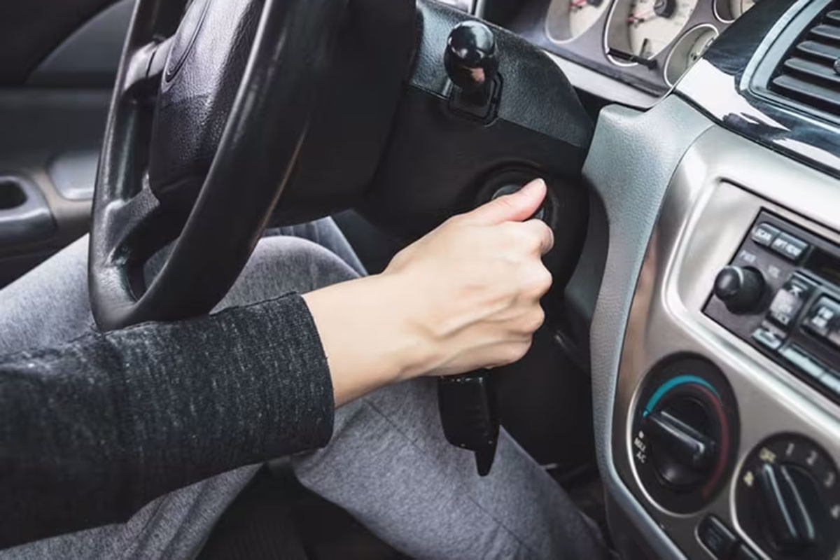 turning key in ignition 54.jpeg