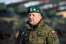 Ba Lan điều tra tướng tham gia huấn luyện lính Ukraine
