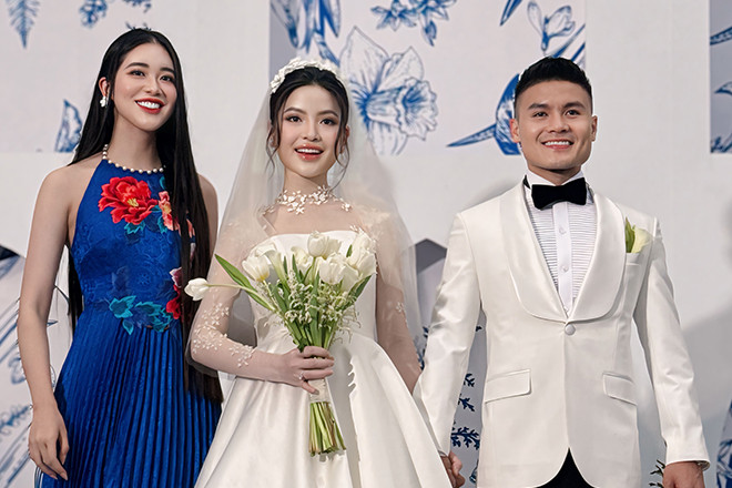 MC tiết lộ hậu trường &apos;siêu đám cưới&apos; của Quang Hải - Chu Thanh Huyền