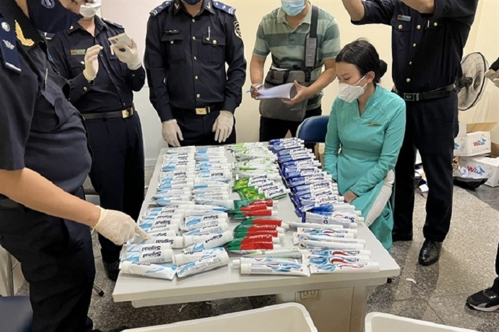 Police uncover big-money transactions related to flight attendants drug case