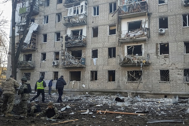 Ukraine nói Nga dùng vũ khí mới tấn công Kharkiv