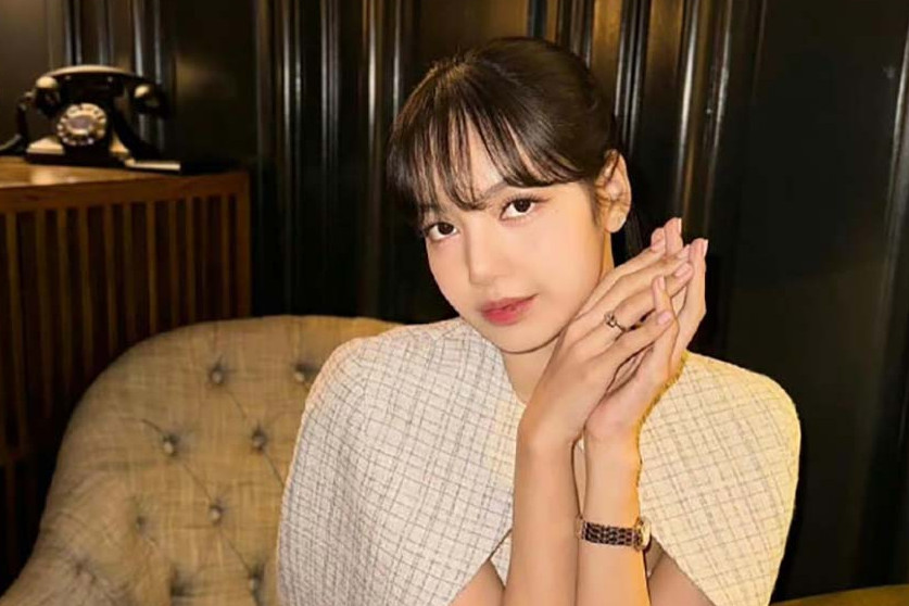 Lisa BlackPink khoe cơ ngơi trăm tỷ, xe sang dịp sinh nhật
