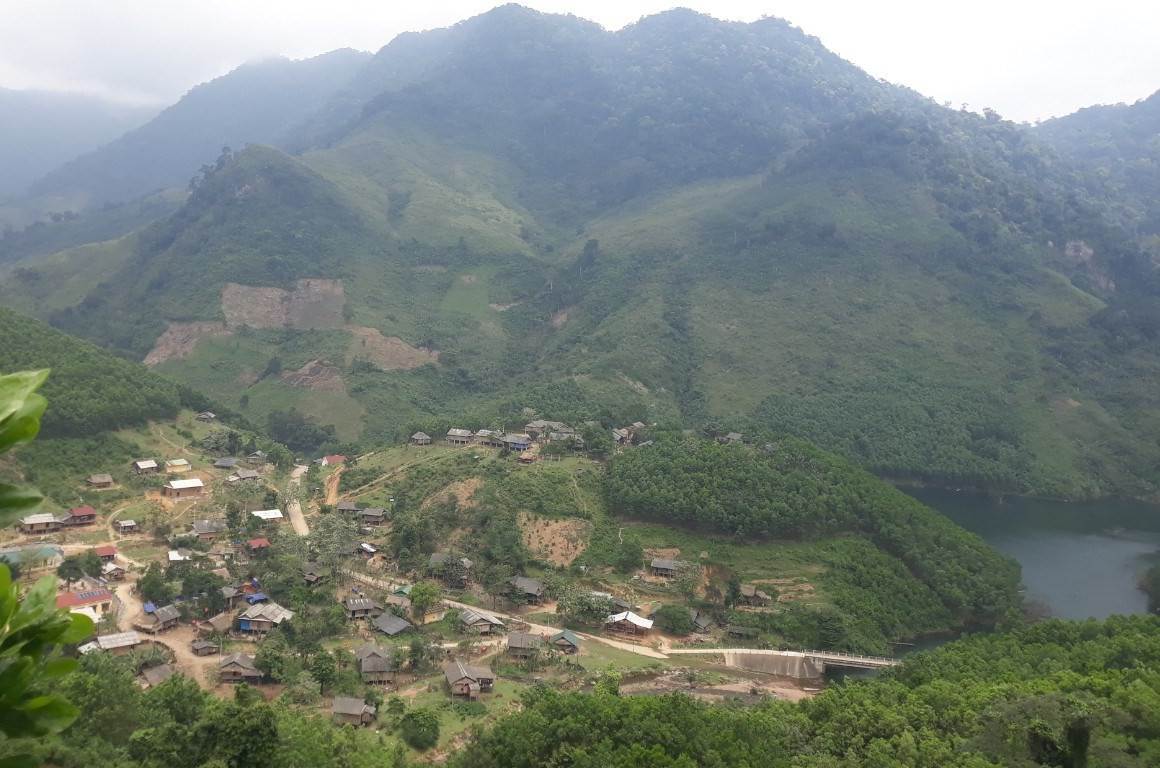 Bản Dộ-Tà Vờng, xã Trọng Hóa, huyện Minh Hóa có 100 hộ đồng bào Chứt sinh sống..jpg