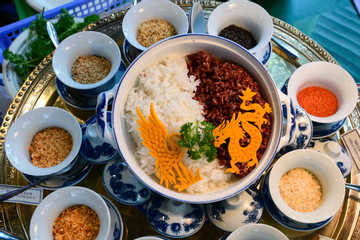 Cơm muối Hoàng Cung, gà Cùa ủ muối lần đầu có tại Lễ hội Văn hóa Ẩm thực TP.HCM