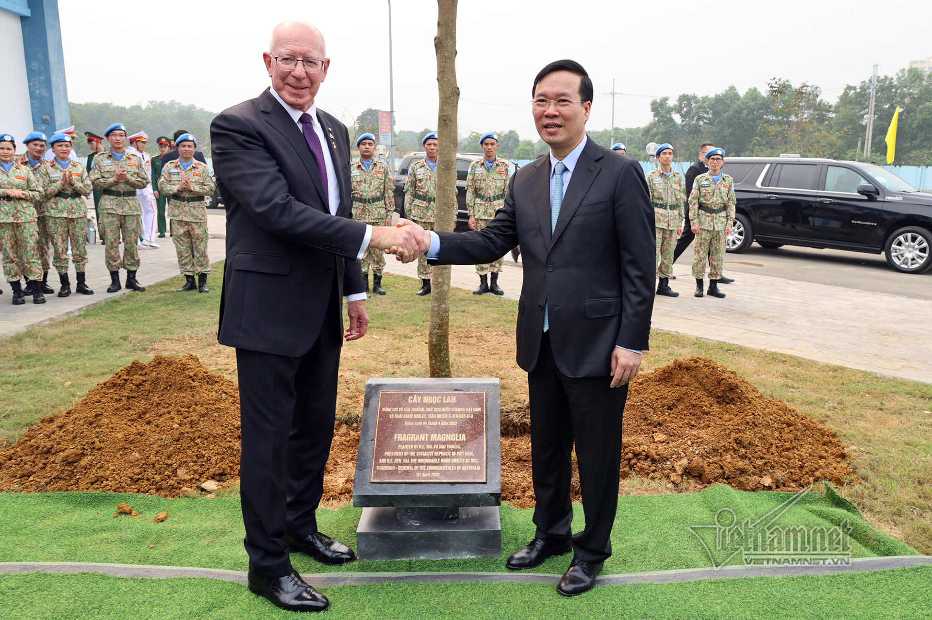 0255 chu tich nuoc 1197.jpg