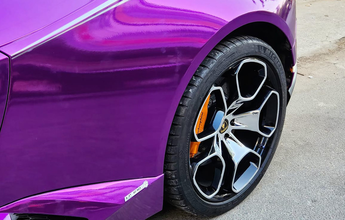 View - Đại gia Cần Thơ tậu Lamborghini Huracan, gắn biển tứ quý 8 từng bị nghi dìm giá