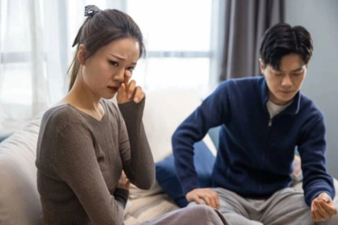 Biết tôi có thai, bạn trai thú nhận chuyện lâu nay cố tình giấu giếm