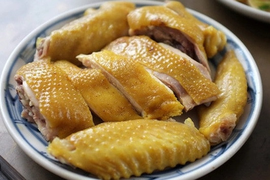 Những bộ phận bẩn nhất của gà không nên ăn