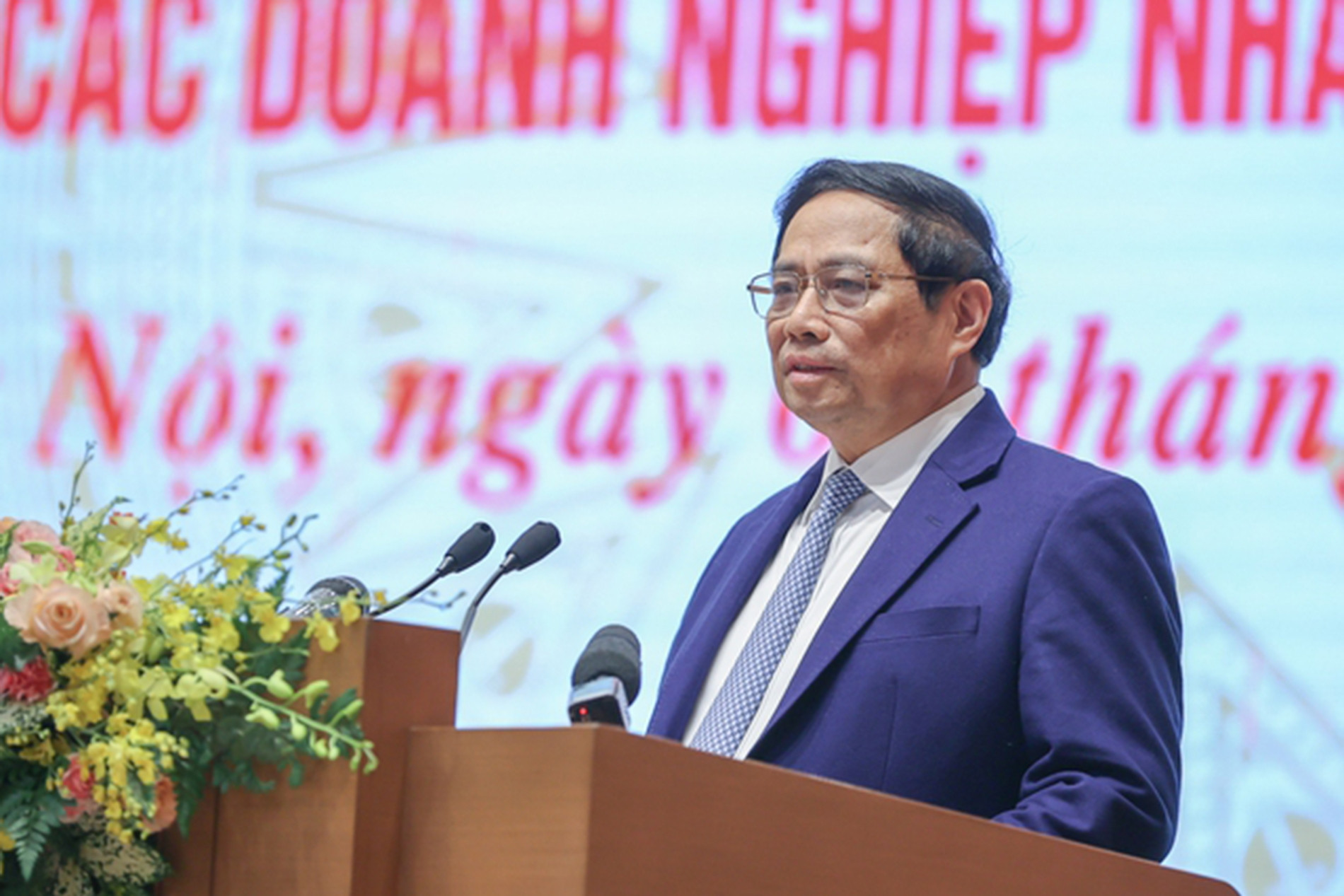 Thủ tướng: Doanh nghiệp Nhà nước cạnh tranh lành mạnh, không triệt tiêu lẫn nhau