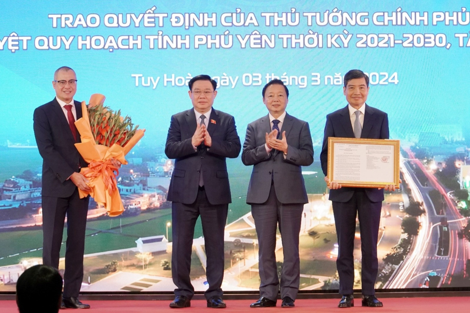 Xây dựng đô thị thông minh, định hướng Phú Yên là trung tâm kinh tế biển