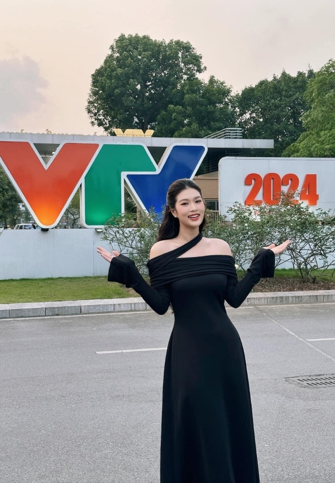 batch dd4338830154072170387117295441493230234259201n 01092839.jpg