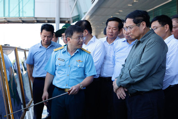Thủ tướng khảo sát, chỉ đạo giải quyết các vấn đề cấp bách tại Phú Quốc