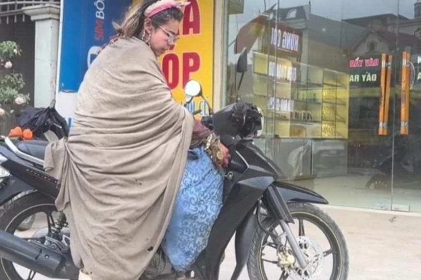 Truy tìm hot girl Bella nghi đi nhầm xe máy của người dân - 2