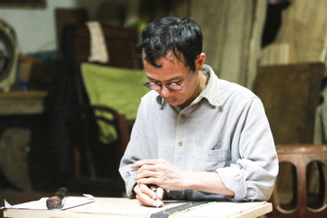 Người đàn ông ở Bắc Ninh đam mê làm nghề không lo thất nghiệp, hiếm có ai theo