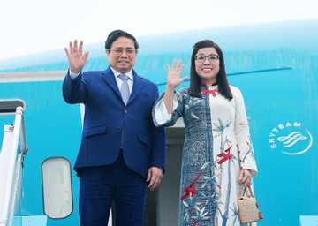 Thủ tướng Phạm Minh Chính và phu nhân lên đường thăm Australia và New Zealand