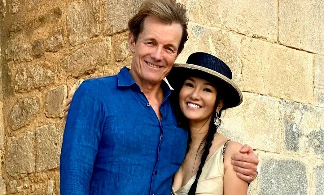 ba n trai hong nhung.jpg