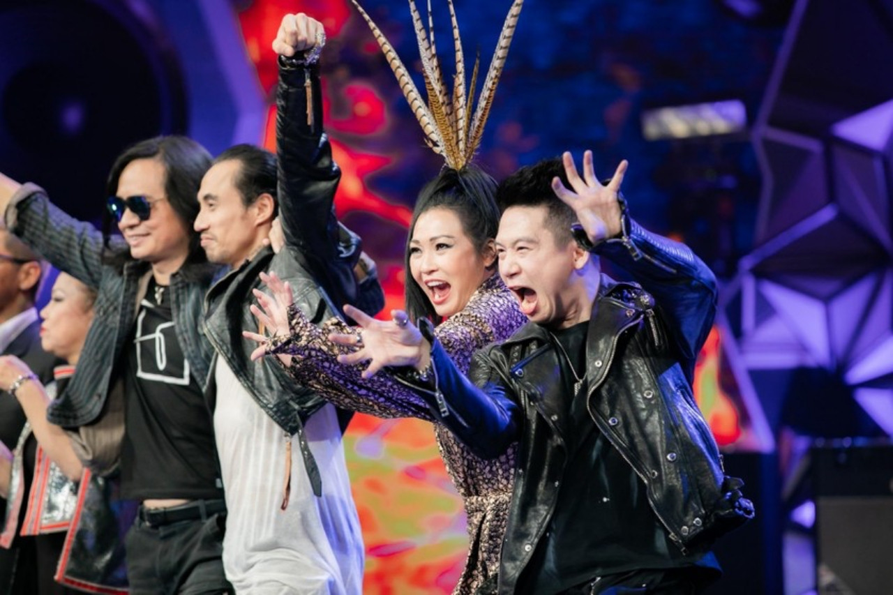Rock lần đầu có sân chơi chính thống trên sóng truyền hình với 'Rock Việt'. 