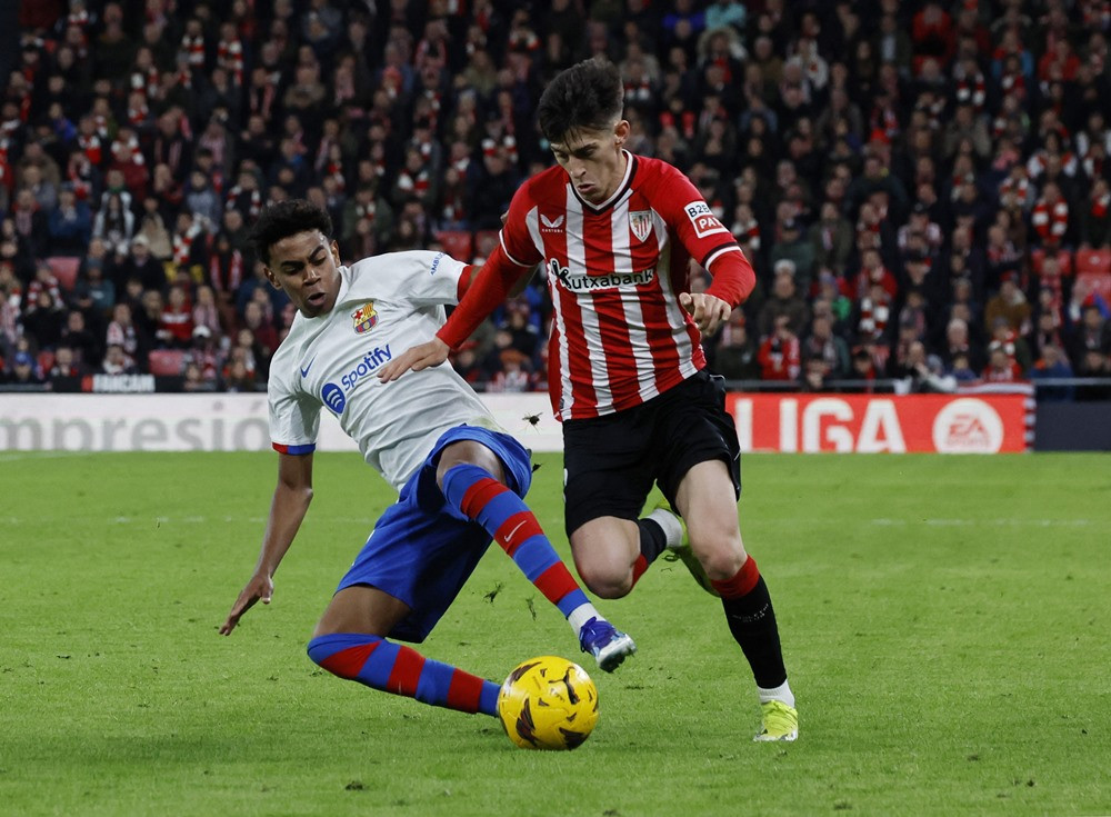 Barca bị Bilbao cầm chân, 'đầu hàng' Real Madrid bilbao v barcelona 9.jpg