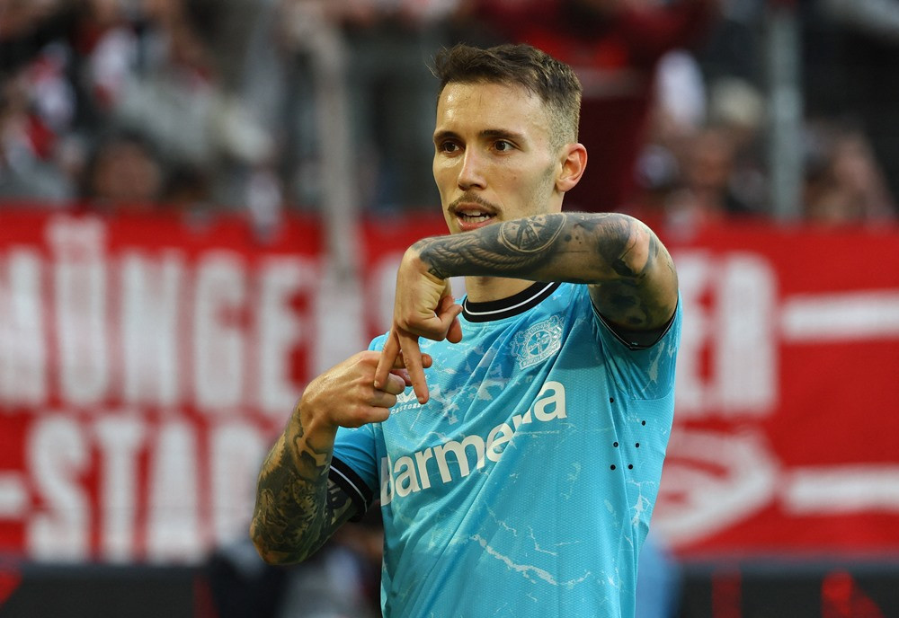 cologne v bayer leverkusen 5.jpg