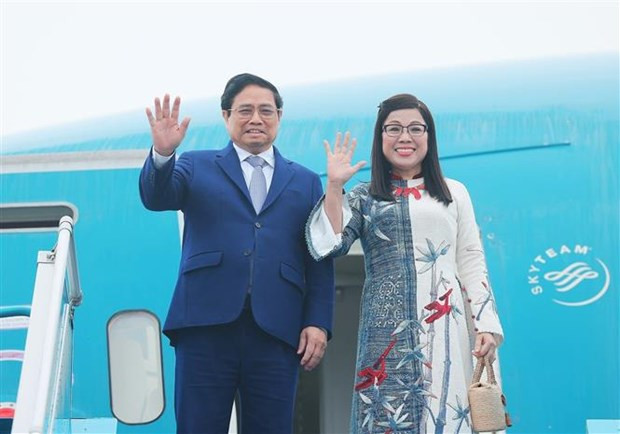 PM Pham Minh Chinh leaves Hanoi for ASEAN-Australia Special Summit, official visits to Australia, New Zealand hinh anh 1