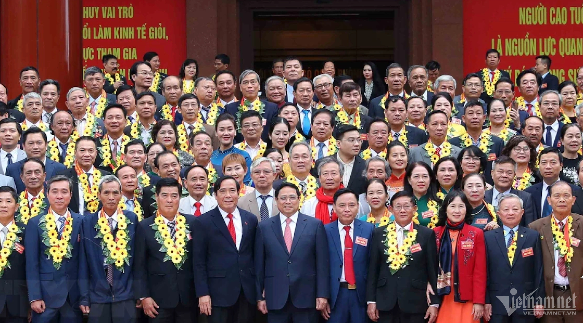 Tiếp tục kế thừa, phát huy kết quả phong trào người cao tuổi làm kinh tế giỏi giai đoạn 2018-2023, Ban Chấp hành Trung ương Hội Người cao tuổi Việt Nam phát động phong trào thi đua người cao tuổi làm kinh tế giỏi, giai đoạn 2023-2028 với tinh thần 