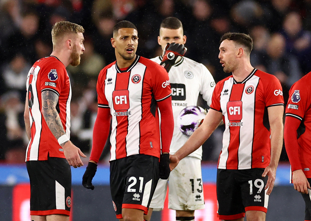 Arsenal đại thắng 6-0 trên sân Sheffield Utdv Arsenal.jpg