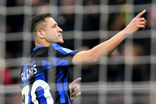 Cựu sao MU giúp Inter Milan xây chắc ngôi đầu