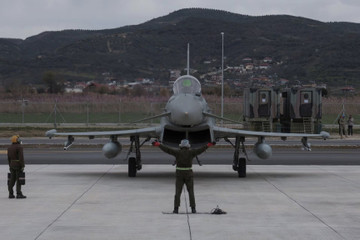 Quốc gia châu Âu tái mở cửa 'nghĩa địa MiG' phục vụ máy bay NATO